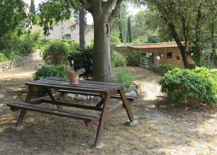 Le Castel 3*